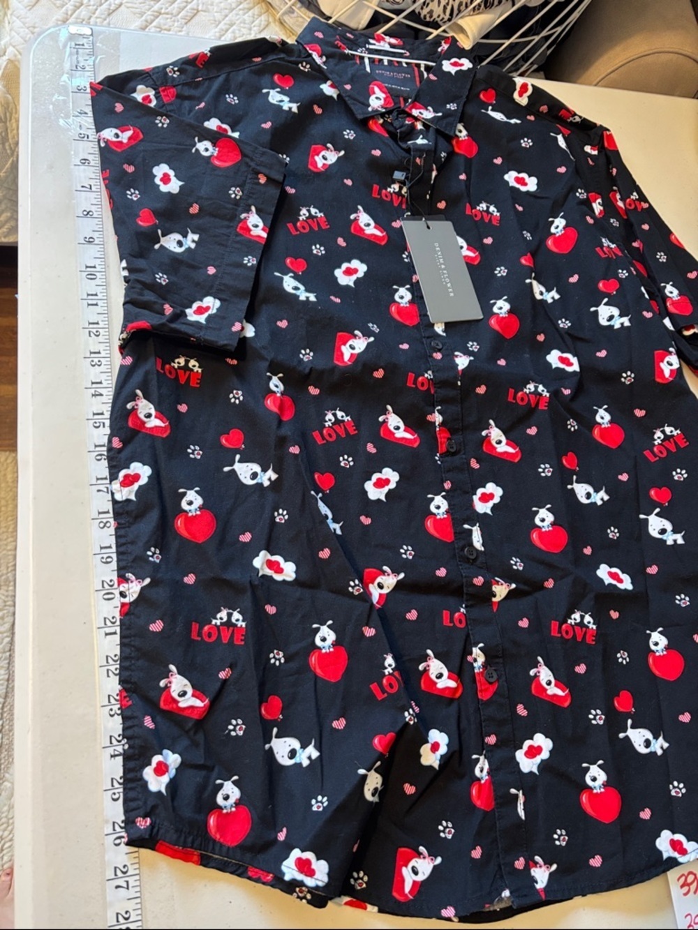 NWT Denim & Flower Unisex Black Short Sleeve Button Down Shirt Size XL Dog Love - Picture 8 of 13